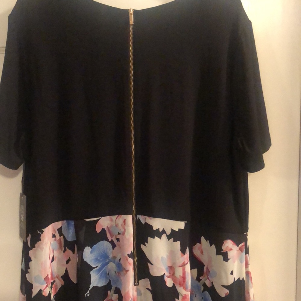 Vince Camuto black floral short sleeve long dress, 2X - Picture 4 of 6